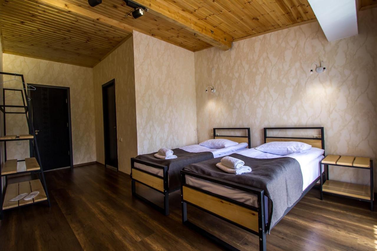 Mestia Hotel Amirani Buitenkant foto