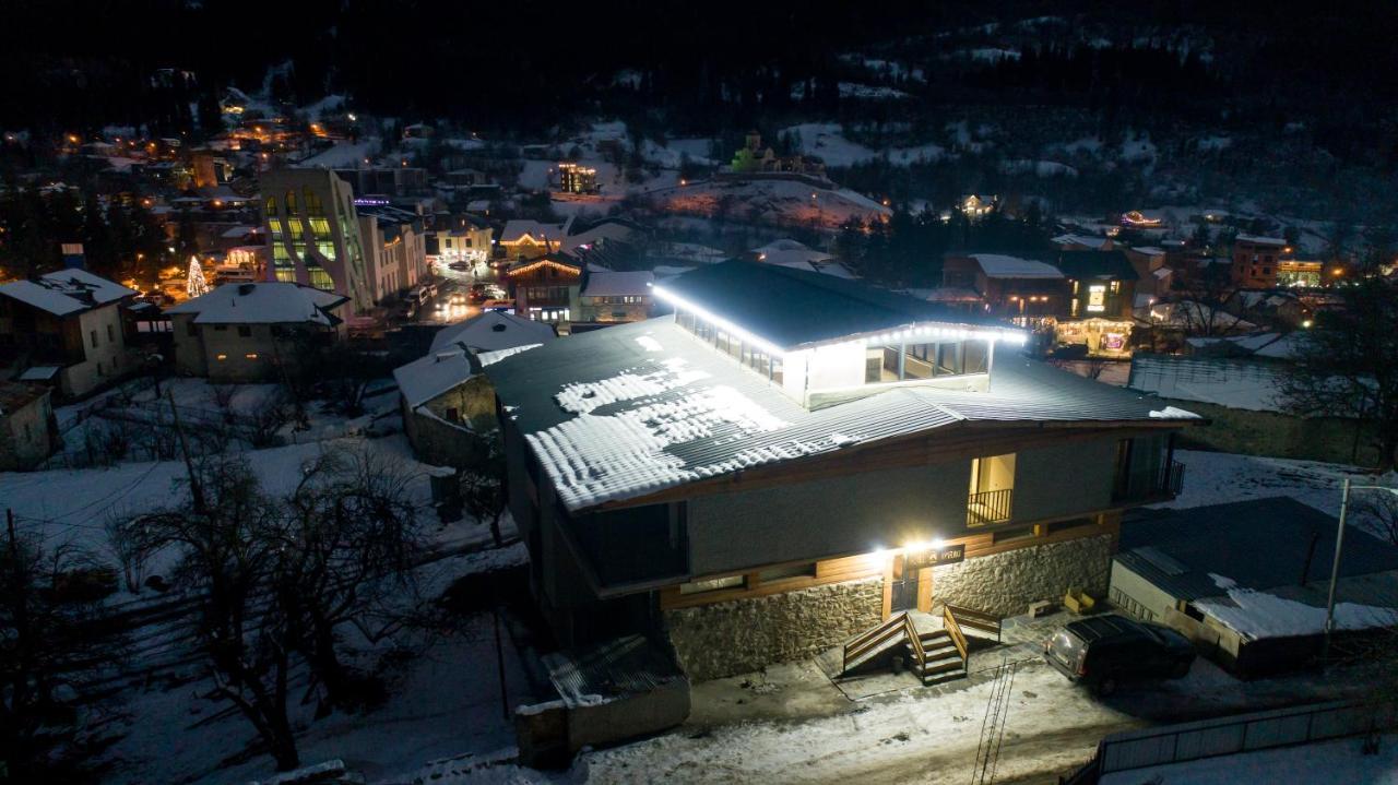 Mestia Hotel Amirani Buitenkant foto